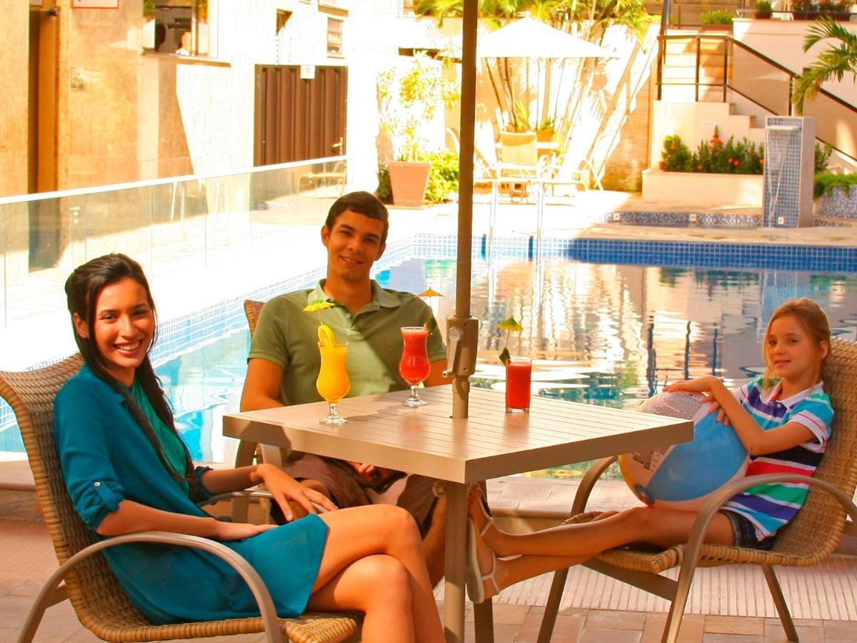 קאבו פריו Malibu Palace Hotel מראה חיצוני תמונה