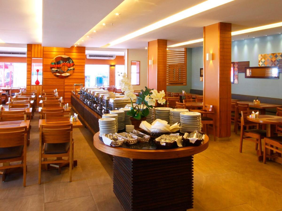 קאבו פריו Malibu Palace Hotel מראה חיצוני תמונה