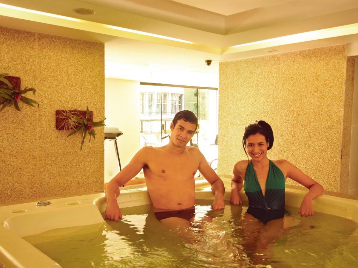 קאבו פריו Malibu Palace Hotel מראה חיצוני תמונה
