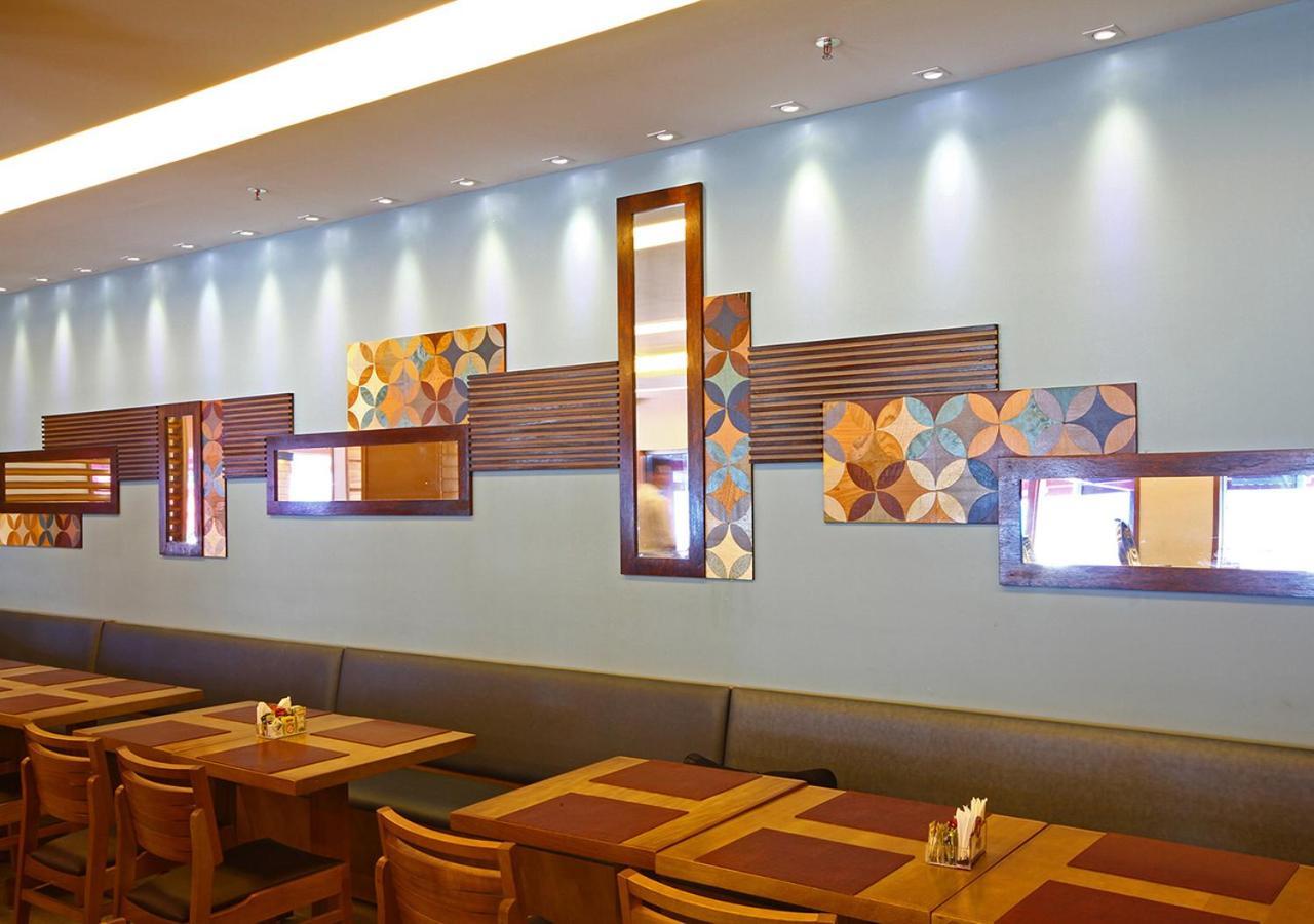 קאבו פריו Malibu Palace Hotel מראה חיצוני תמונה